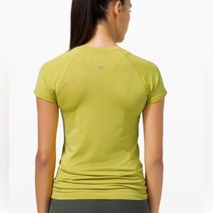 Lululemon Swiftly Tech Short Sleeve 2.0 14
